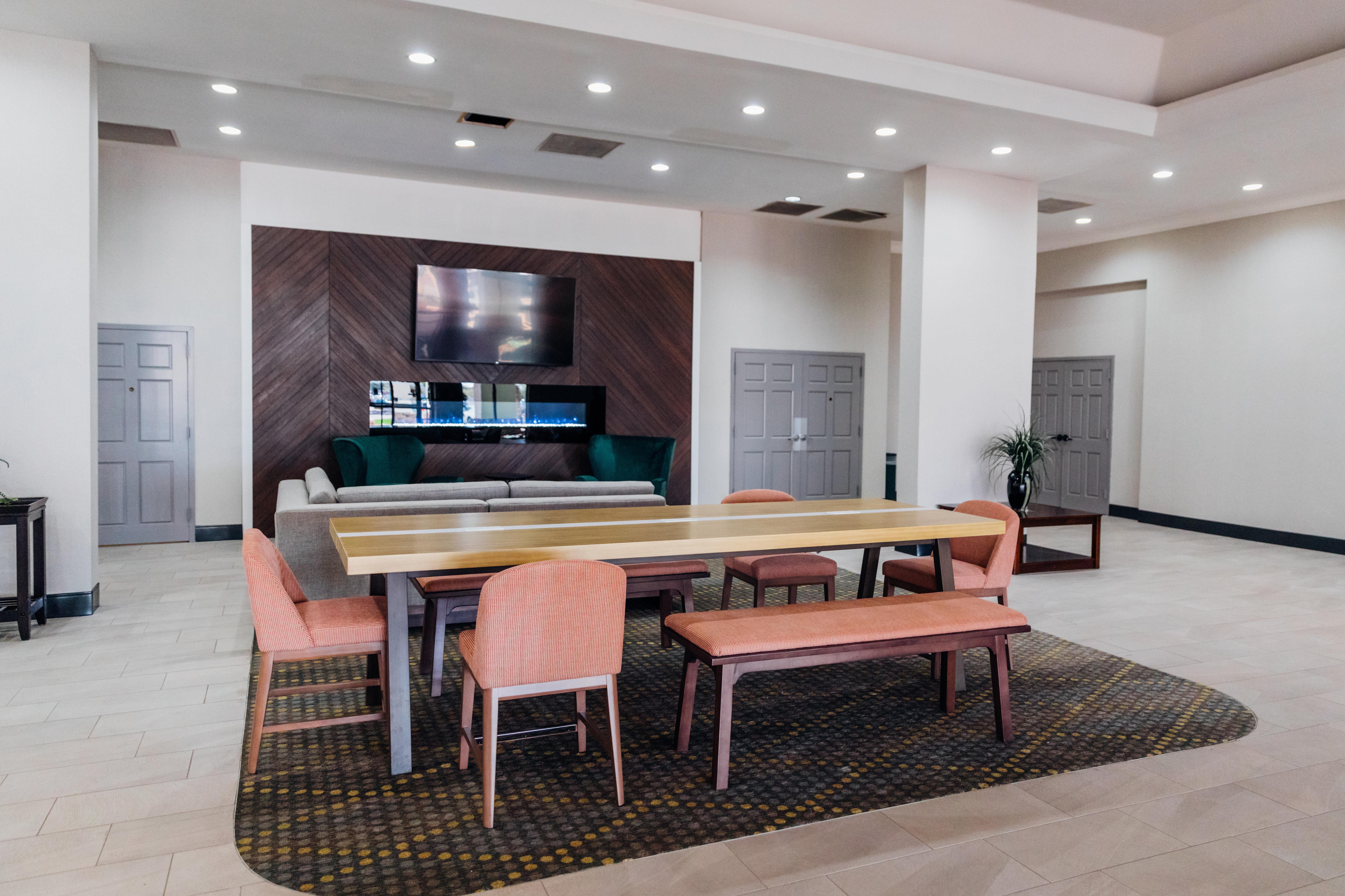 Holiday Inn Phoenix-Mesa Chandler By Ihg Exterior photo